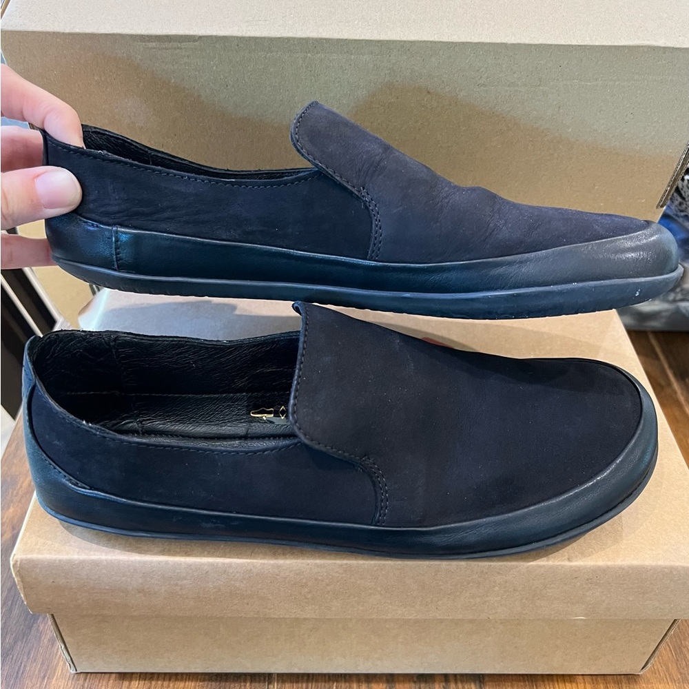 Women’s Black Slip-On Shoes